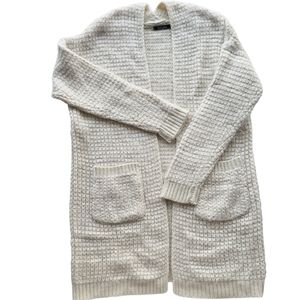 DOE & RAE Small Cream Cardigan